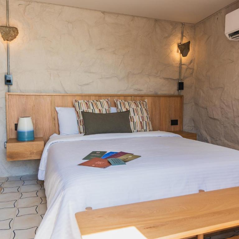 Perla Roca Hotel Boutique - Beach Front - Double Room with Balcony and Sea View - 9