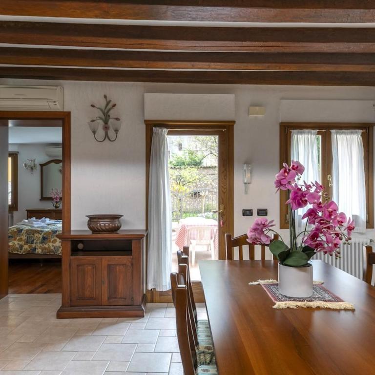 Venice Secret Garden Apt Steps from Biennale - Apartment mit 3 Schlafzimmern - 20