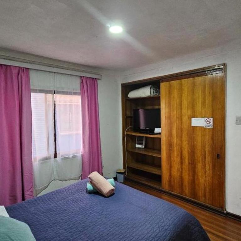 Hostal Gloria 2 poniente 333 casa 14 - Basic Triple Room with Shared Bathroom - 9