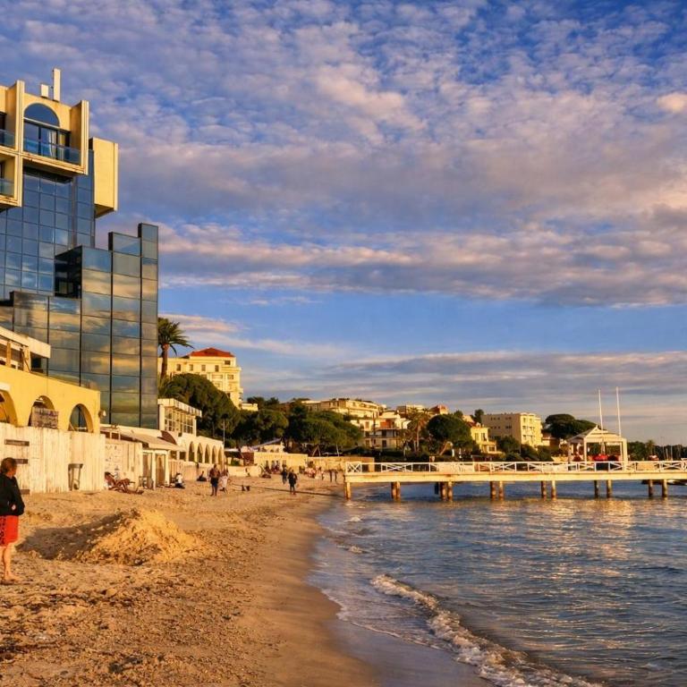 Riviera Beach Juan les Pins 300m plage avec terrasse - Appartement 1 Chambre - 39