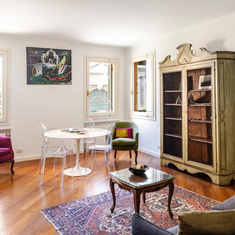 Venice Elegance Fenice Theatre e Private Terrace - Appartamento con 3 Camere da Letto - 2