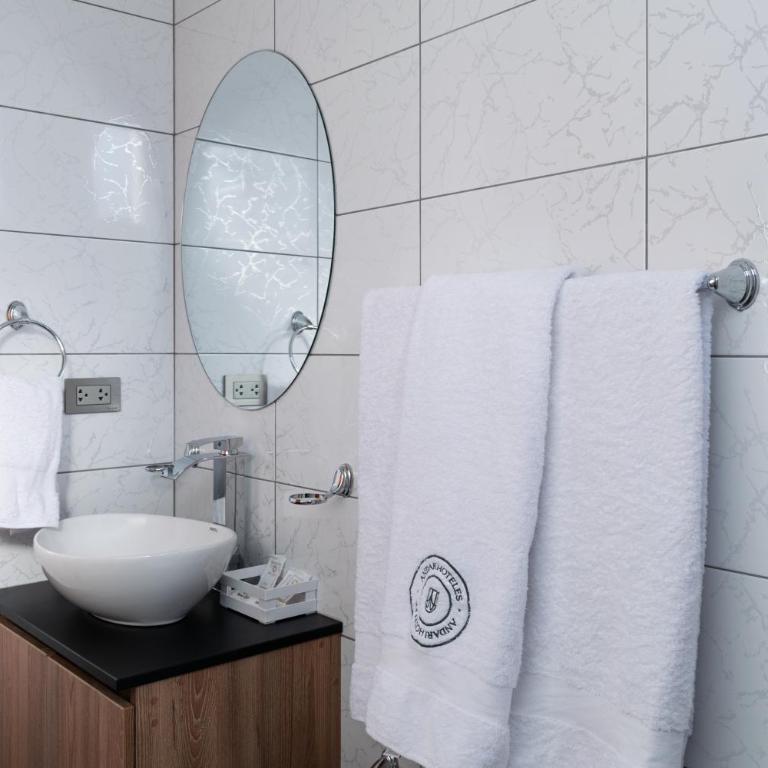 Andari Hoteles - Superior Double Room - 17