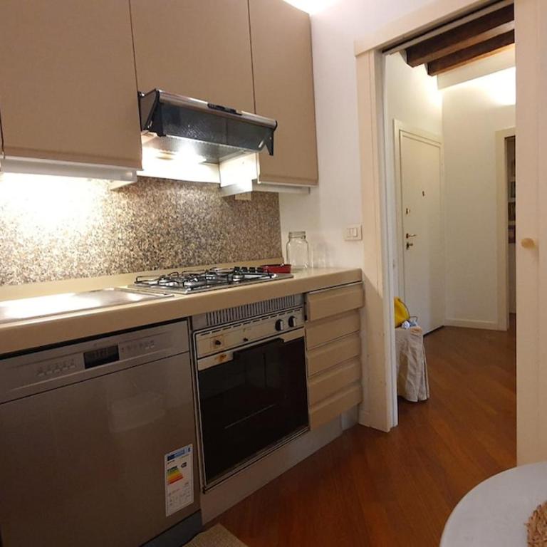 Venice Elegance Fenice Theatre e Private Terrace - Appartamento con 3 Camere da Letto - 35