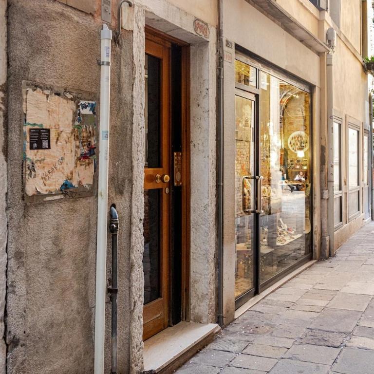 Venice Elegance Fenice Theatre e Private Terrace - Appartamento con 3 Camere da Letto - 48