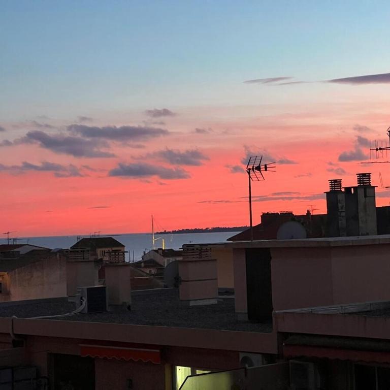 Appartement lumineux-balcon-vue mer-5 mn plage - Appartement 2 Chambres - 3