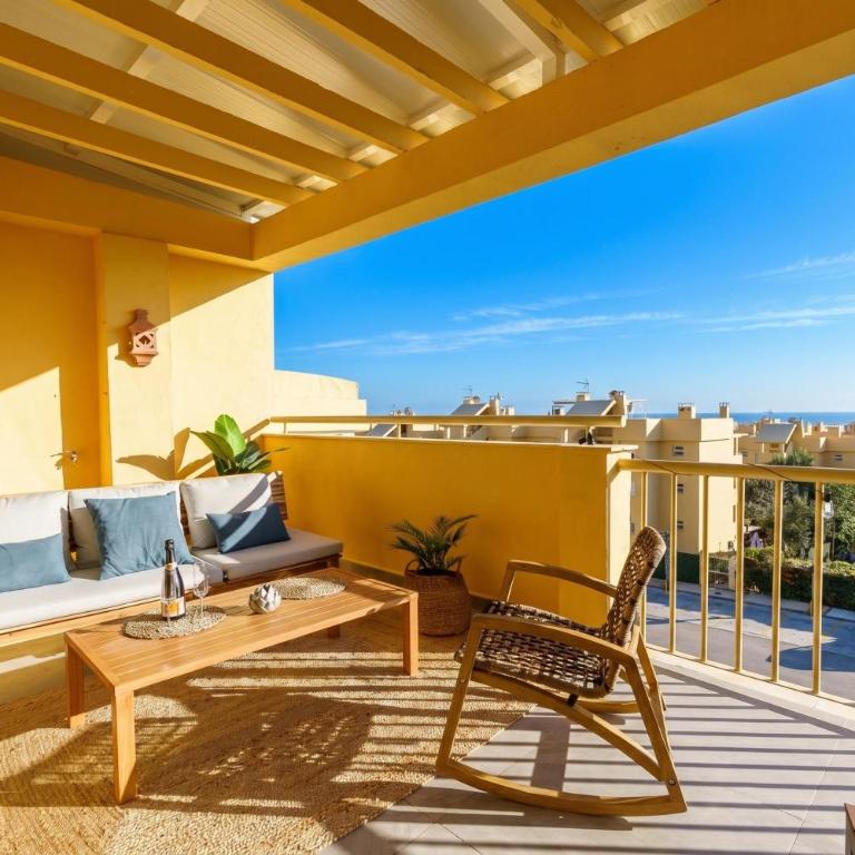 Calahonda Royale Seaview Suite - Happy Rentals - Apartamento con terraza - 2
