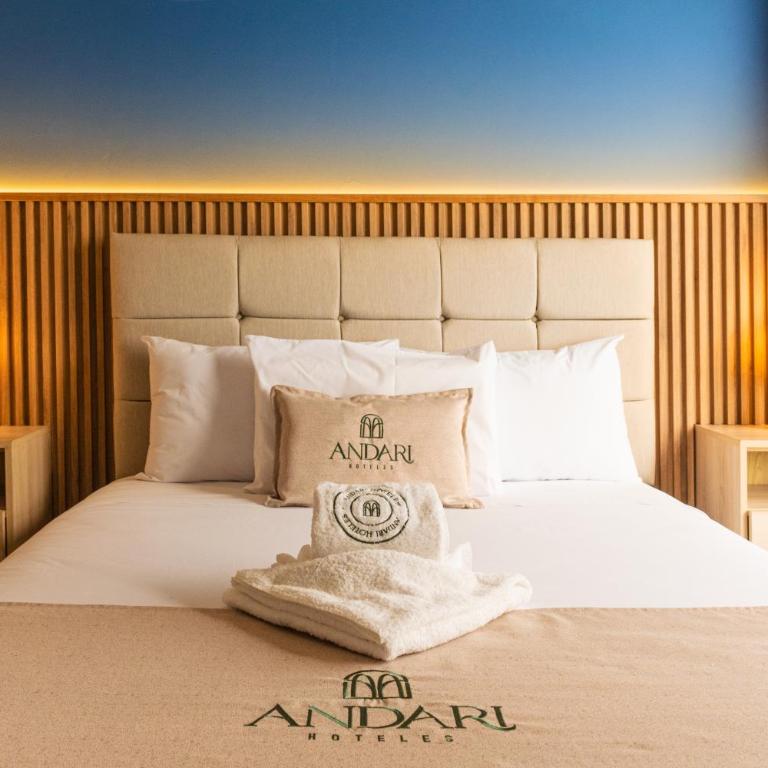 Andari Hoteles - Superior Double Room - 16