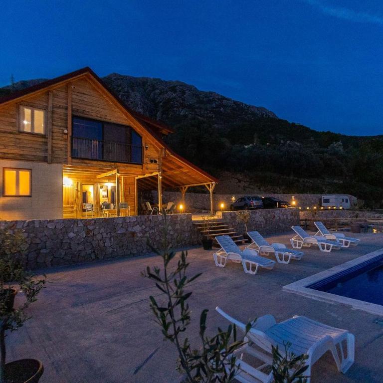 Olive Panorama Villa - Five-Bedroom House - 3