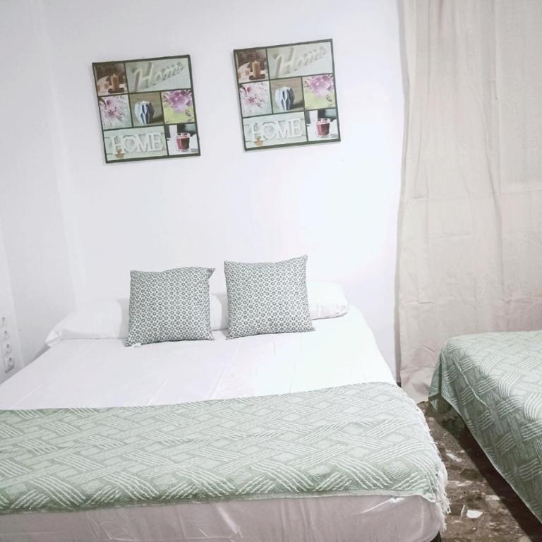 Alquiler Universidades Malvarrosa Playa Maritim Valencia Solo para familias con niños - Three-Bedroom Apartment - 8