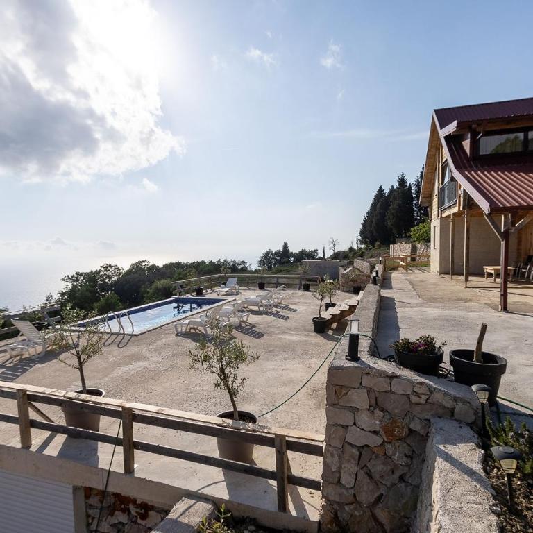 Olive Panorama Villa - Five-Bedroom House - 8