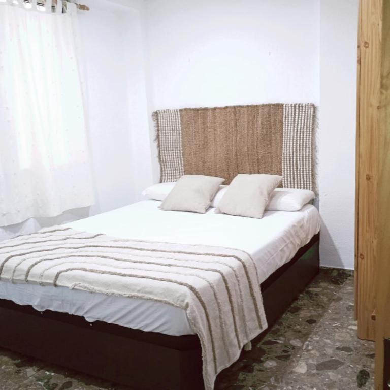 Alquiler Universidades Malvarrosa Playa Maritim Valencia Solo para familias con niños - Three-Bedroom Apartment - 19