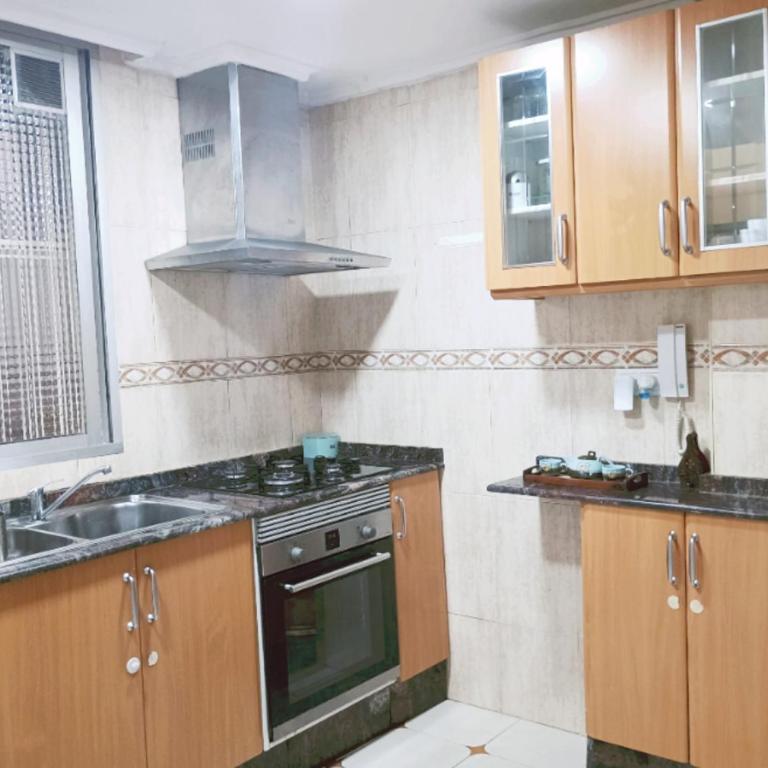 Alquiler Universidades Malvarrosa Playa Maritim Valencia Solo para familias con niños - Three-Bedroom Apartment - 3