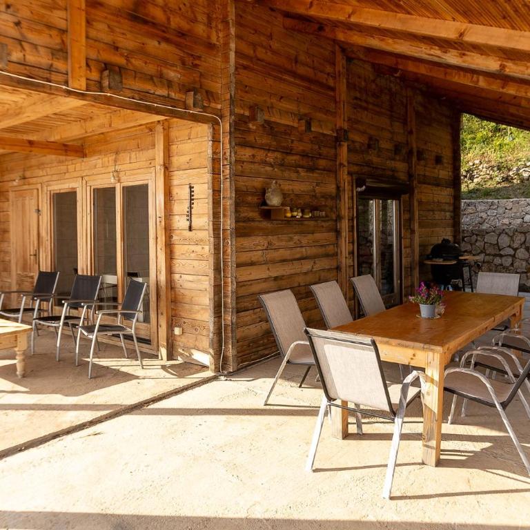 Olive Panorama Villa - Five-Bedroom House - 12