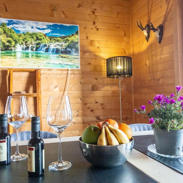 Olive Panorama Villa - Five-Bedroom House - 18