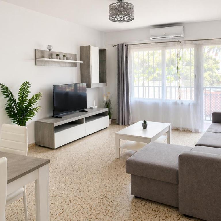 Apartamento Las Niñas - Apartamento de 3 dormitorios con balcón - 2
