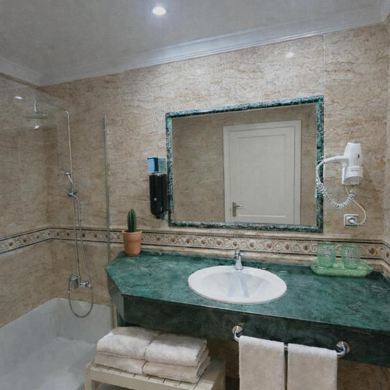 Hotel Playa del Carmen - Habitación Triple con baño privado - 6
