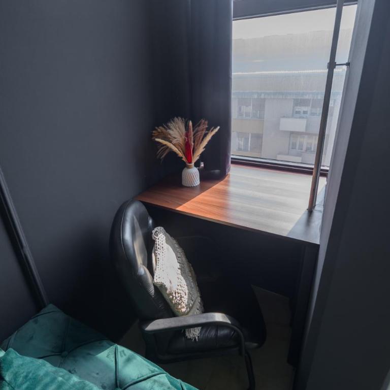 Diamond Apartments Niš - Apartment with City View - 5