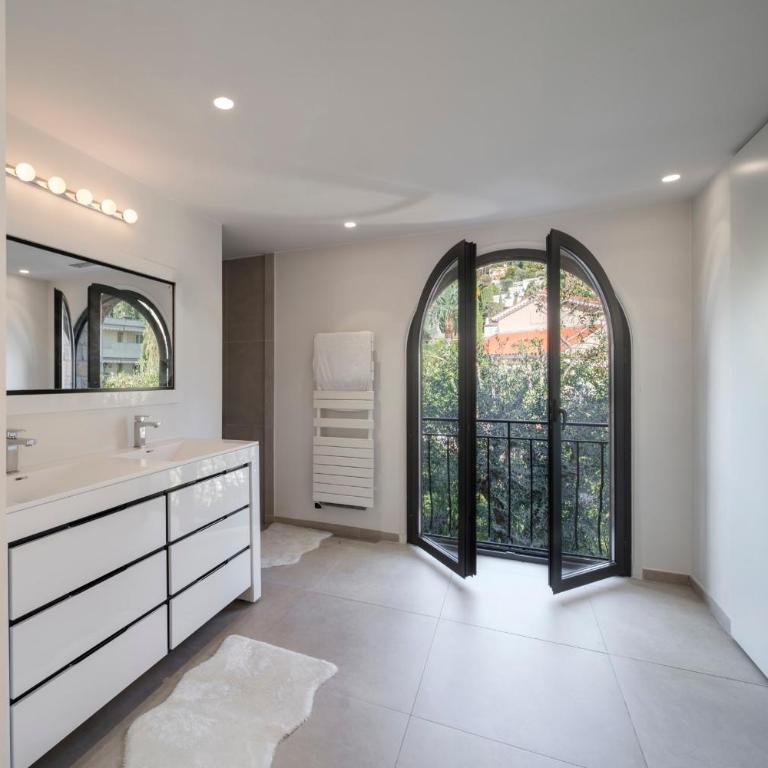 REF 2154- Villa Provencale à louer à Cannes - Villa - 13