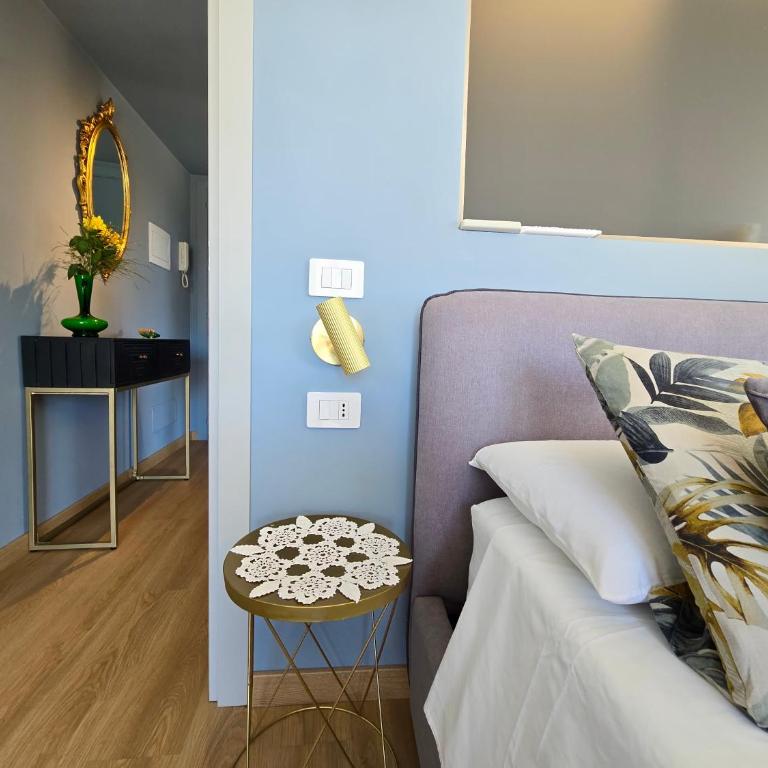 SuiteLina - Appartamento con Vista e Balcone - 11