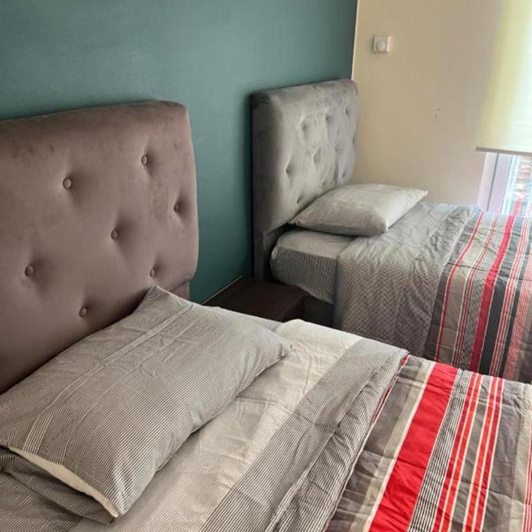 QUINTAMAR 6 NORTE -985 Viña - Basic Triple Room with Shared Bathroom - 3