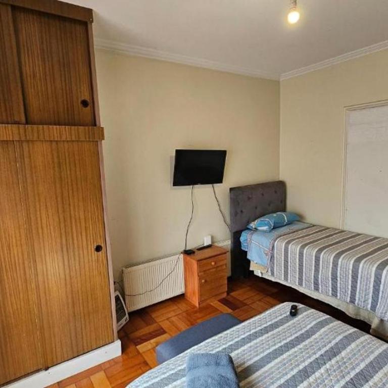 QUINTAMAR 6 NORTE -985 Viña - Basic Triple Room with Shared Bathroom - 8