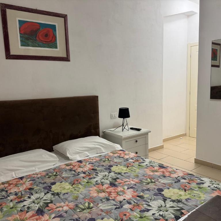 Villa Flavia - Queen Room - 2