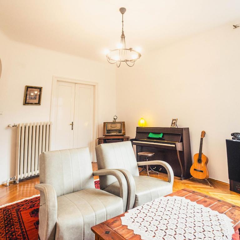 Engadin Old Fashion 2BDR in City Center - Apartman sa 2 Spavaće Sobe - 6