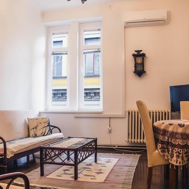 Engadin Old Fashion 2BDR in City Center - Apartman sa 2 Spavaće Sobe - 7