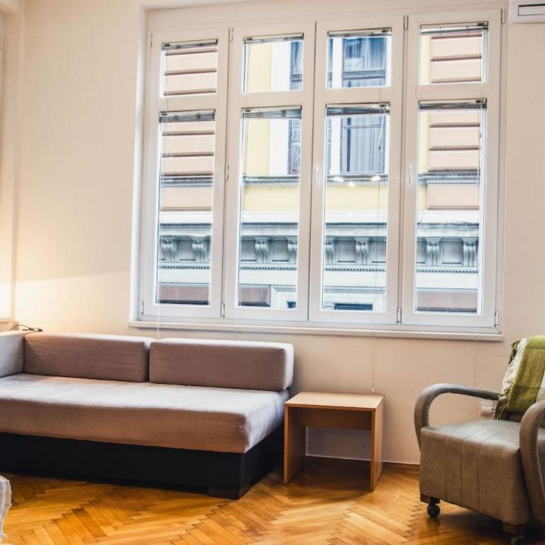 Engadin Old Fashion 2BDR in City Center - Apartman sa 2 Spavaće Sobe - 20