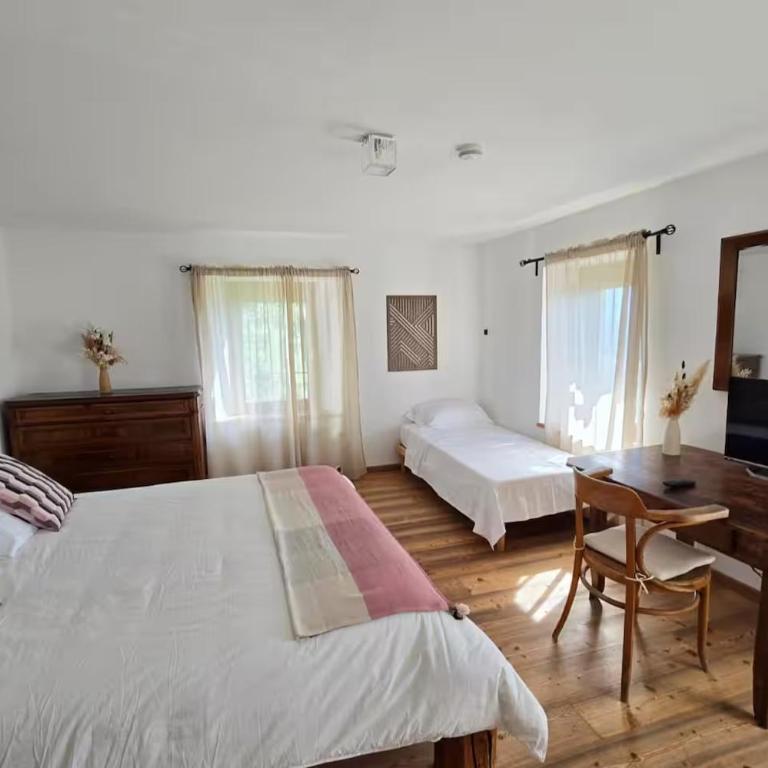 Maso Sasso - La Locanda di Putipù - Camera Quadrupla con Bagno Privato - 3