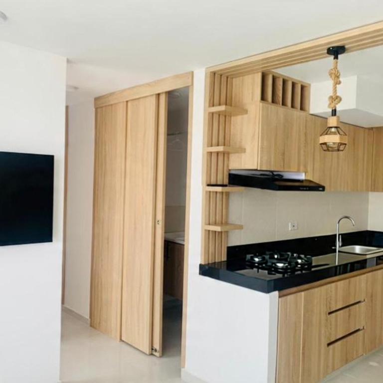 Apartamento 704 Torre 2 - Apartamento con balcón - 1