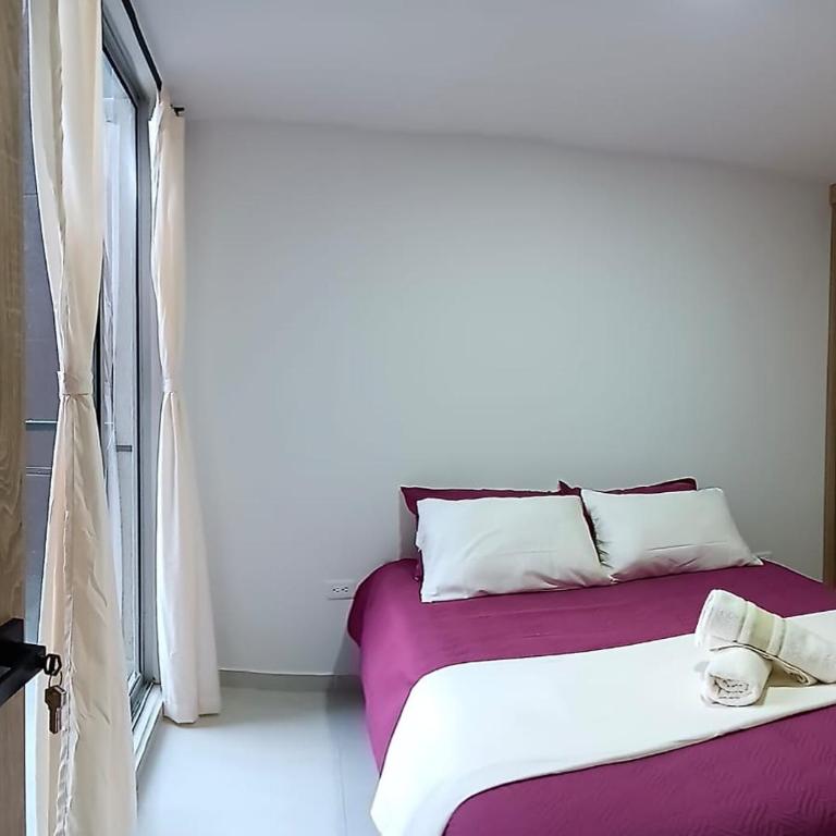 Apartamento 704 Torre 2 - Apartamento con balcón - 2