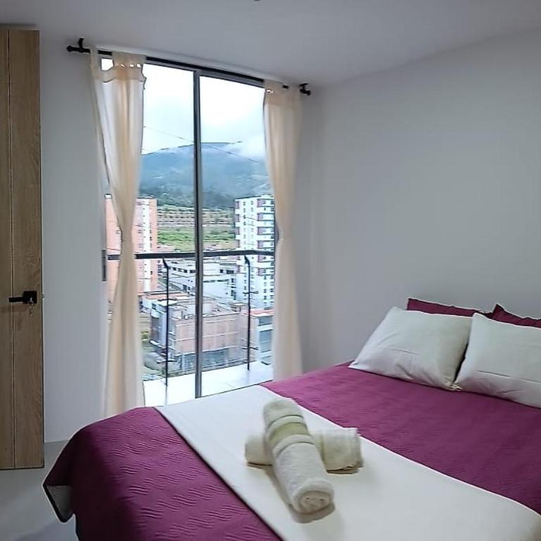 Apartamento 704 Torre 2 - Apartamento con balcón - 3
