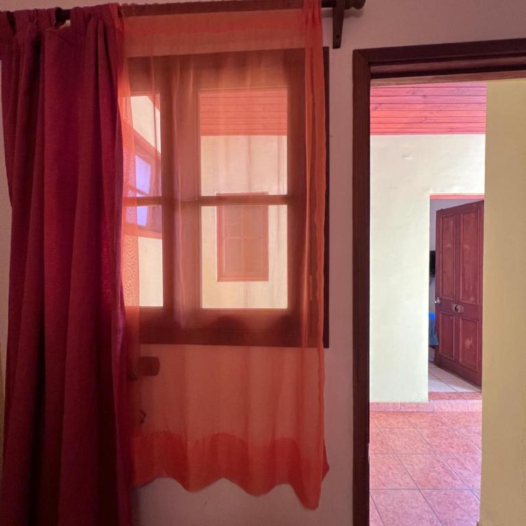 Hostal El Punto - Double Room with Shared Bathroom - 4