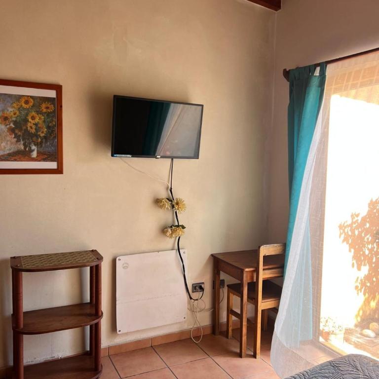 Hostal El Punto - Double Room with Terrace - 9