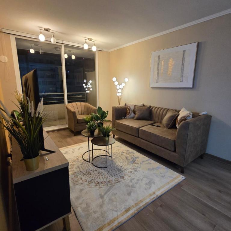 Nuevo Elegante y Amplio depto 3 dormitorios - Three-Bedroom Premium Apartment with Balcony - 11