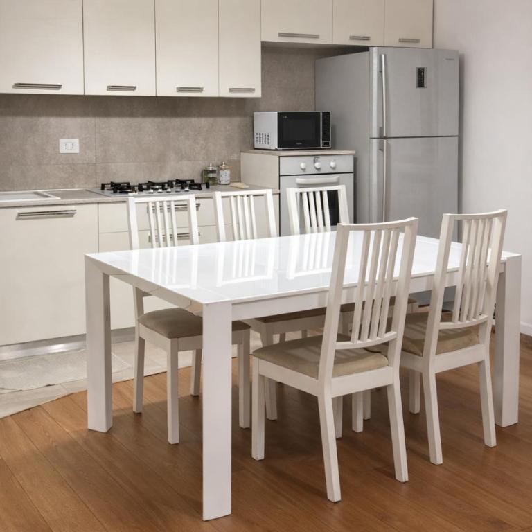 Elegant Flat near Fiera - Free WiFi Check-in 24-7 - Appartamento con 3 Camere da Letto - 6