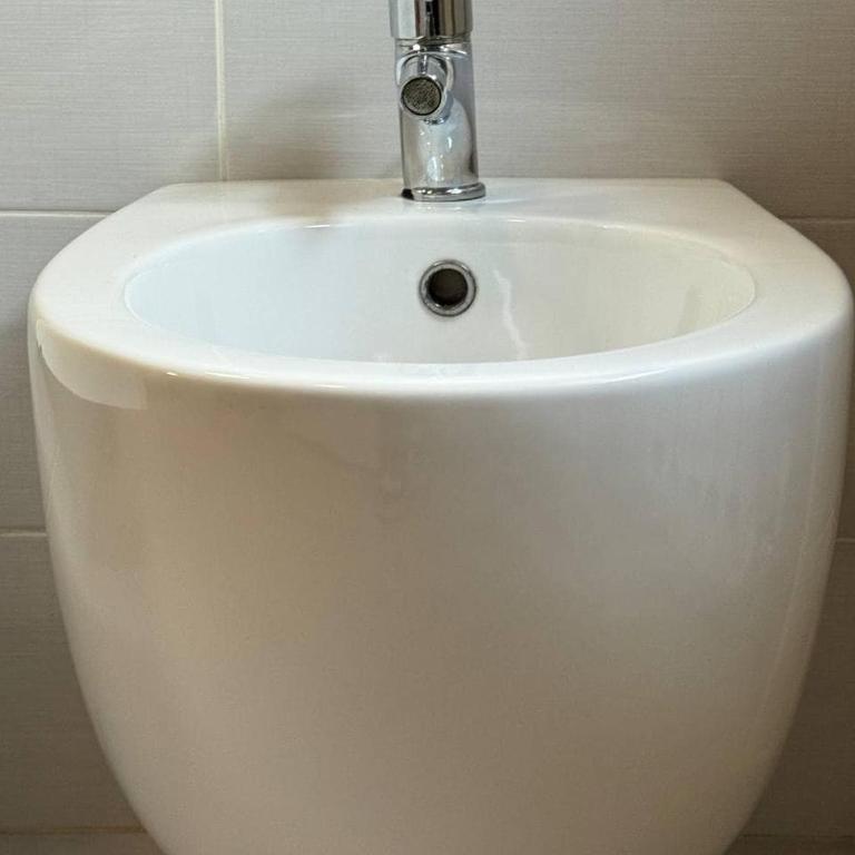 Elegant Flat near Fiera - Free WiFi Check-in 24-7 - Appartamento con 3 Camere da Letto - 24