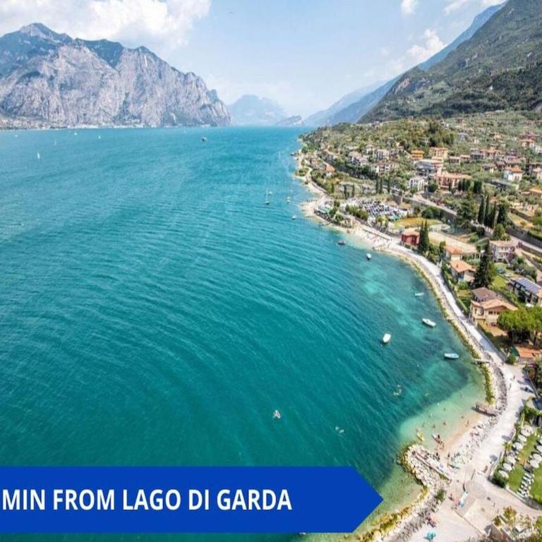 Elegant Flat near Fiera - Free WiFi Check-in 24-7 - Appartamento con 3 Camere da Letto - 32