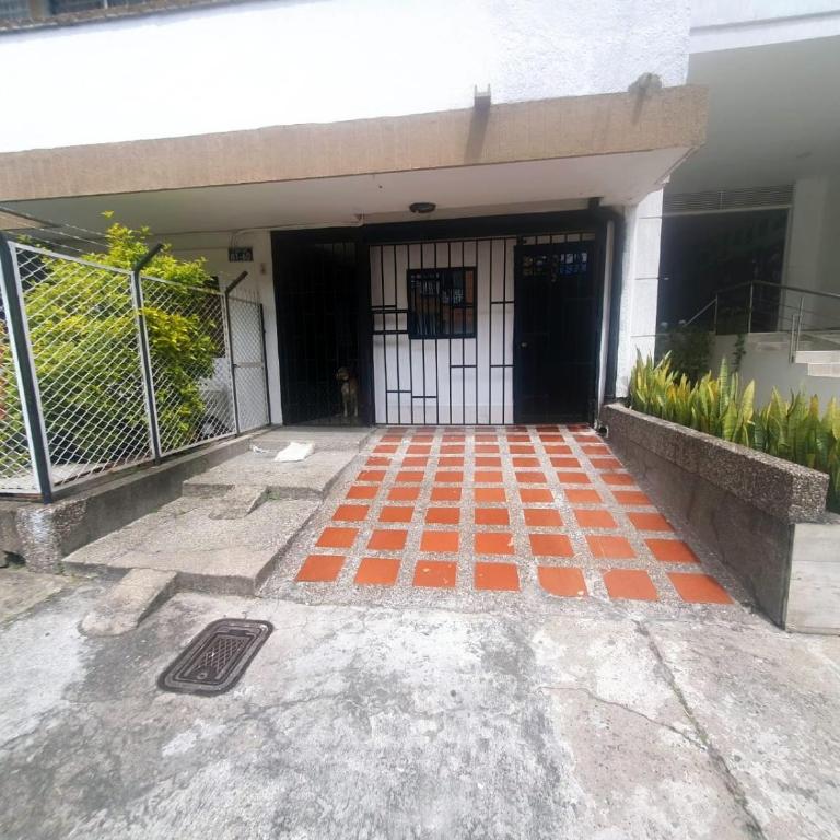 apartaestudio en laureles - Apartamento de 1 dormitorio - 2