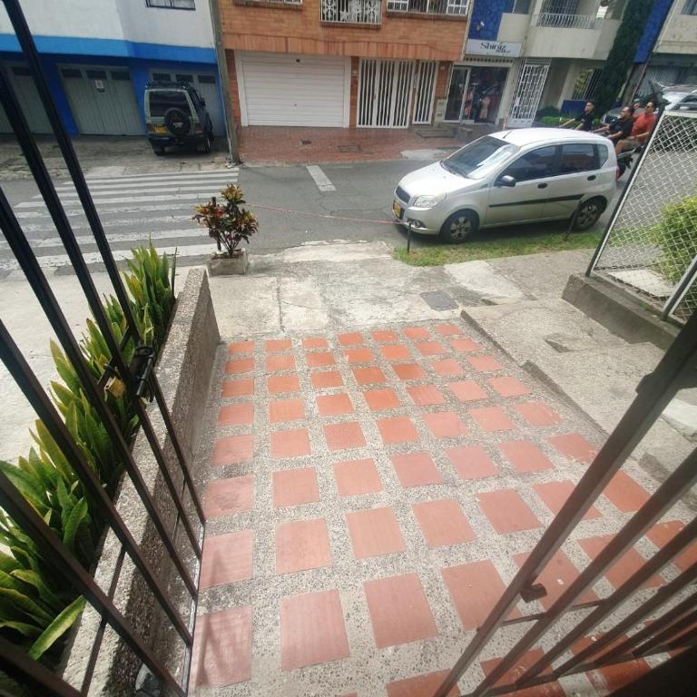 apartaestudio en laureles - Apartamento de 1 dormitorio - 8