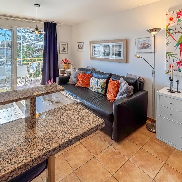 Cozy Apartment In Fuengirola With Wifi - Apartamento de 1 dormitorio - 8