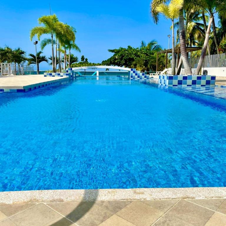 Coveñas Primera Ensenada Apartment Edificio Arrecife con vista al mar - Three-Bedroom Apartment - 1