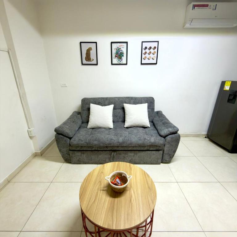 Apartaestudio en Cabecera - Two-Bedroom Apartment - 2