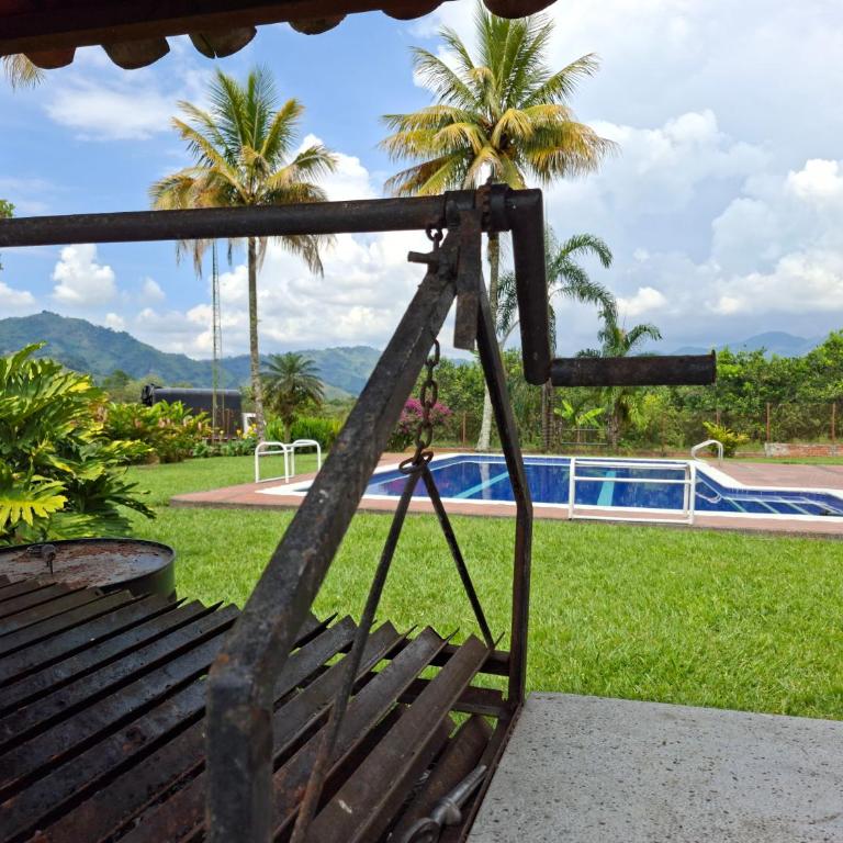 El Rincón Campestre, 2 piscinas y privacidad - Three-Bedroom House - 29