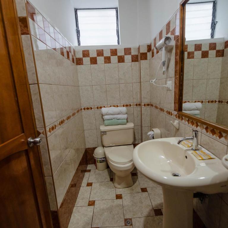 Quechua Hostal Recoleta - Standard Family Room - 7