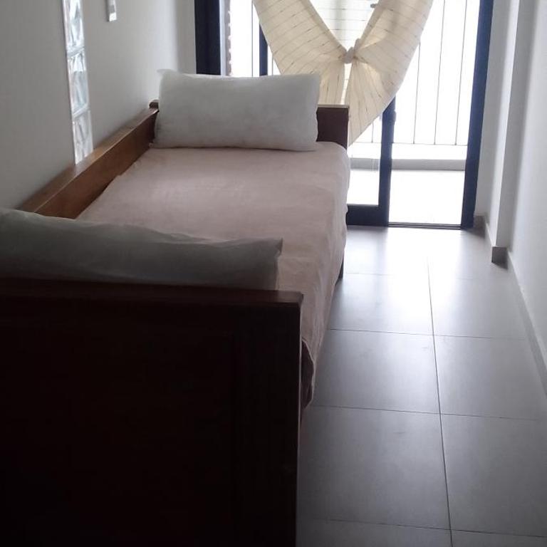 Hermoso en Plaza Alberdi - One-Bedroom Apartment - 14