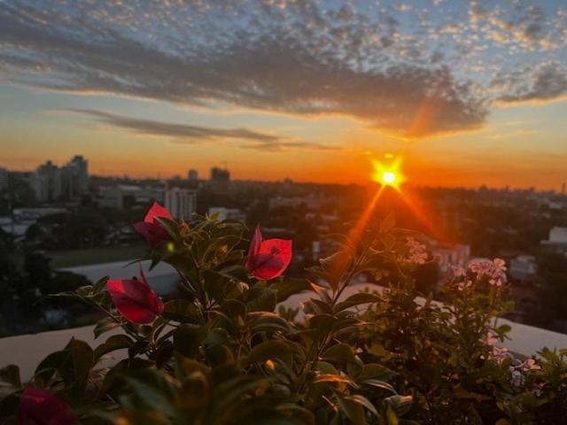 Atardeceres inolvidables con Parking, Villa Morra - Two-Bedroom Apartment - 19