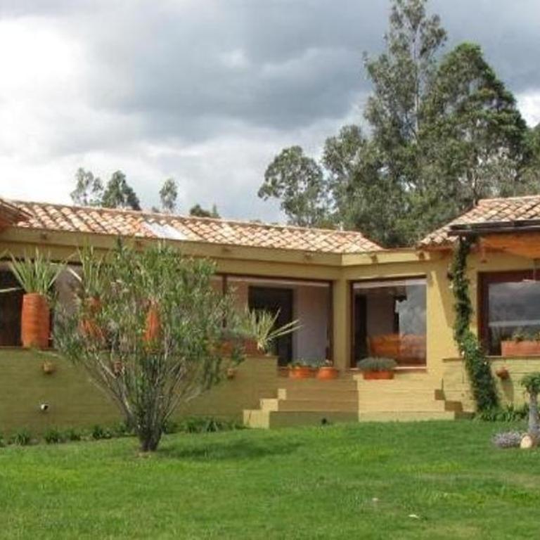 Casas del Viento - Three-Bedroom House - 14