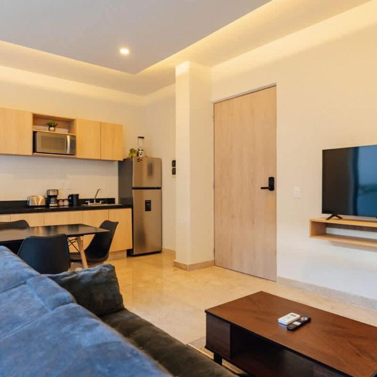 Spacious Ground Floor Apartment - Apartment - 9